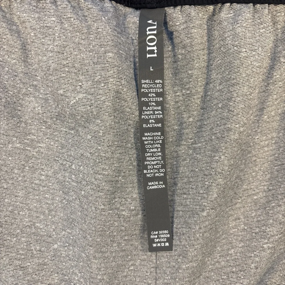 Vuori Kore Shorts Men’s Large Lined Green 7.5” Elastic Waist Pockets Stretch - Picture 9 of 9